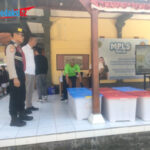 Polsek Tampaksiring Kawal Pendistribusian 2.266 Porsi Makan Bergizi Gratis di Desa Manukaya
