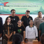Dukung Kelestarian Lingkungan, Bhabinkamtibmas Desa Batuan Hadiri Pelatihan Eco-Enzyme Bersama Mahasiswa KKN